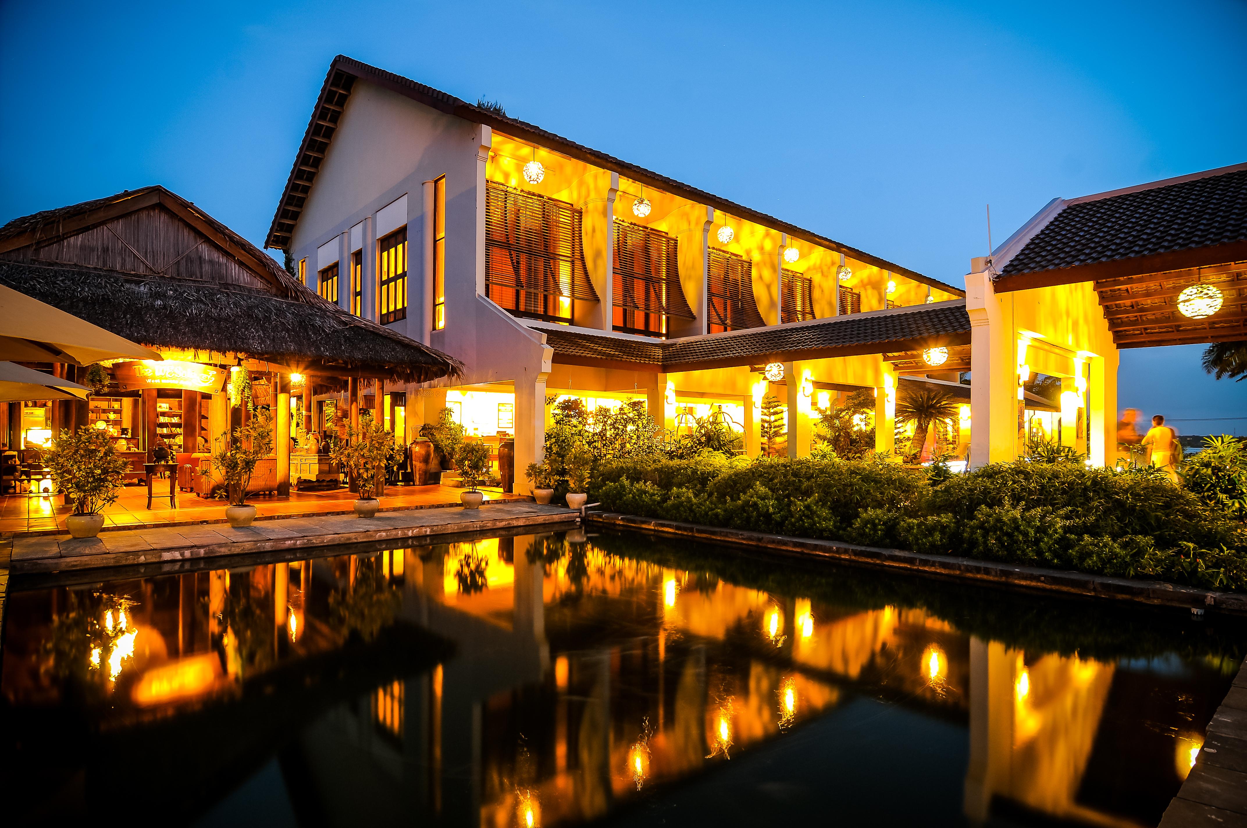 Palm Garden Beach Resort & Spa Hội An Kültér fotó The Riverine Resort