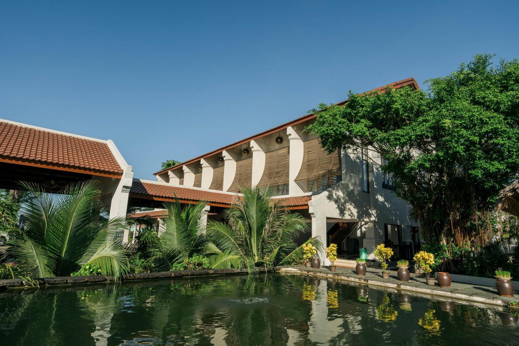 Palm Garden Beach Resort & Spa Hội An Kültér fotó The Riverview Hotel