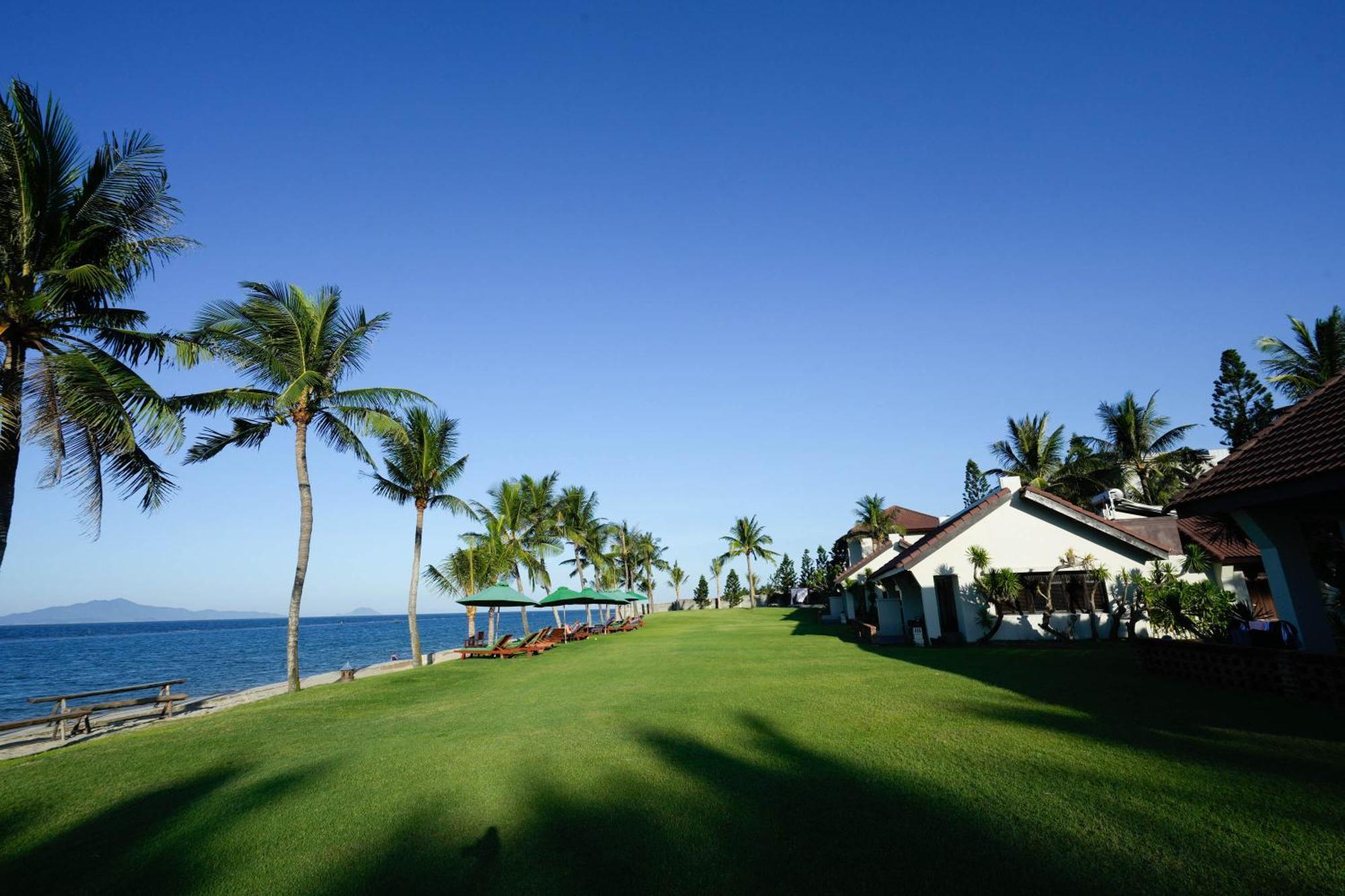 Palm Garden Beach Resort & Spa Hội An Kültér fotó The Bayview Villas