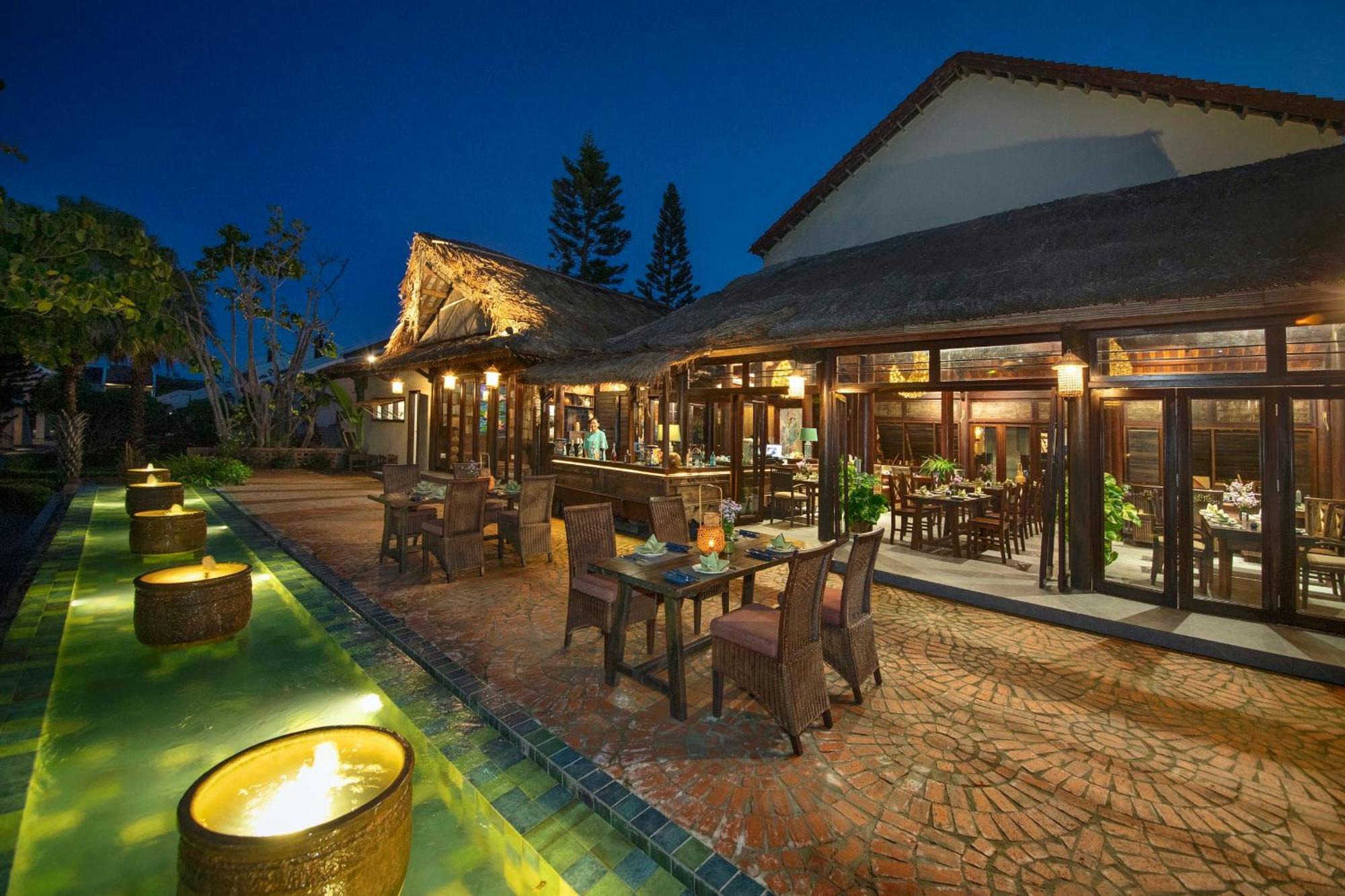 Palm Garden Beach Resort & Spa Hội An Kültér fotó The restaurant at the resort